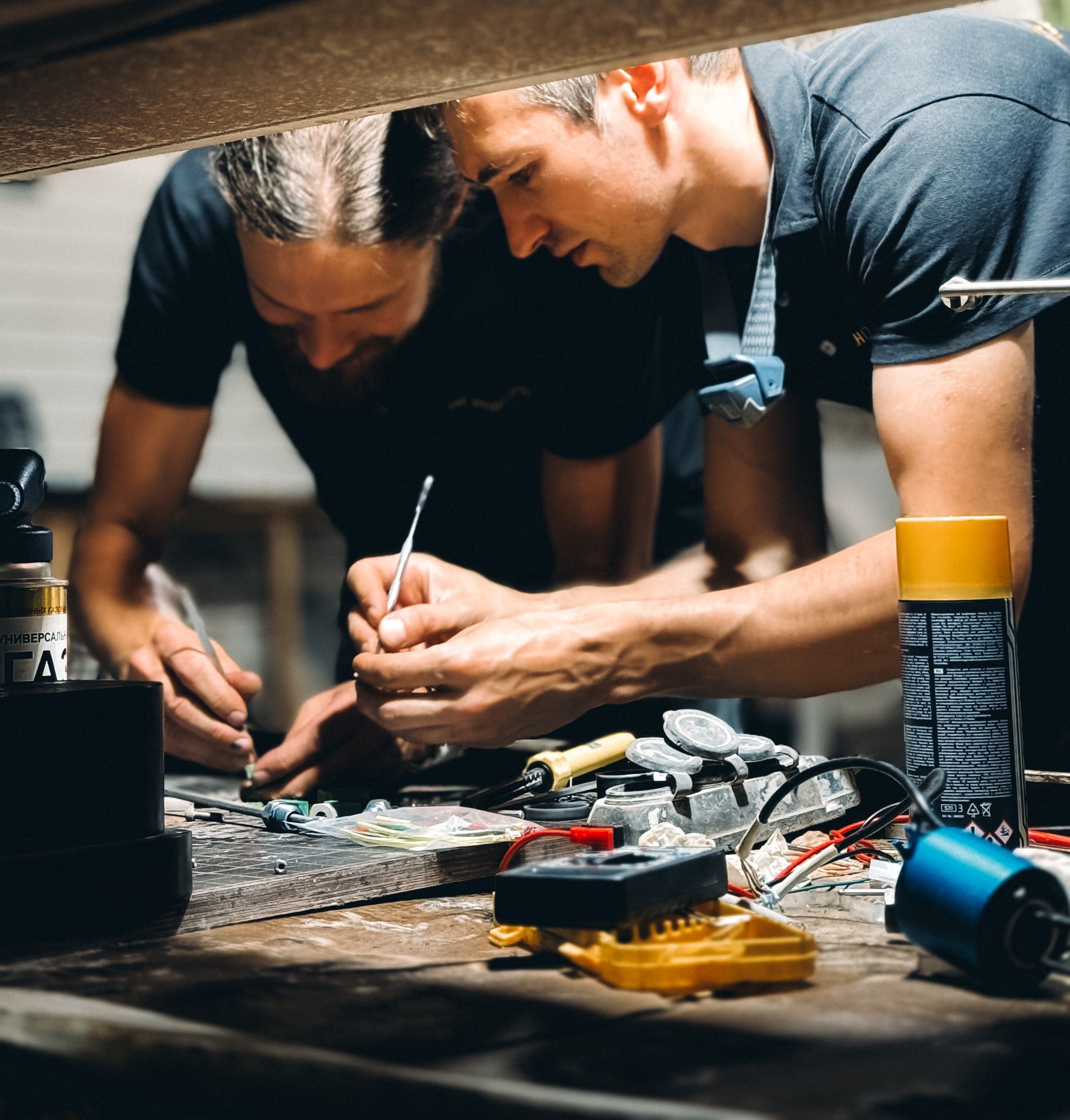 Technische training aan boord van een jacht